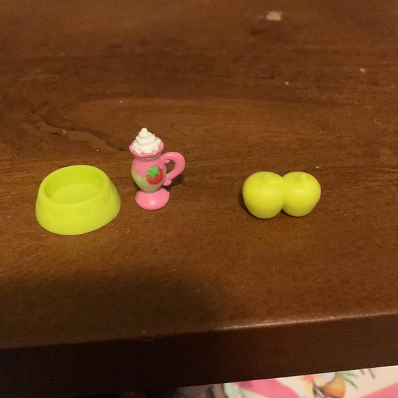 LPS Accessory Lot - Picture 12 of 12